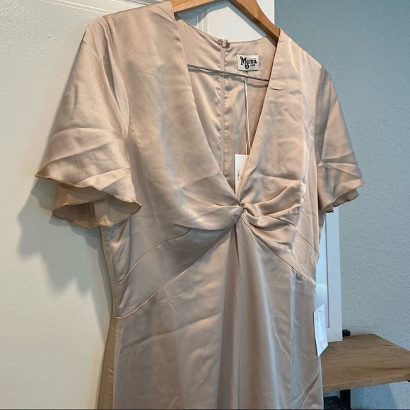 Show Me Your Mumu Rome Twist Gown Champagne - Picture 4 of 10